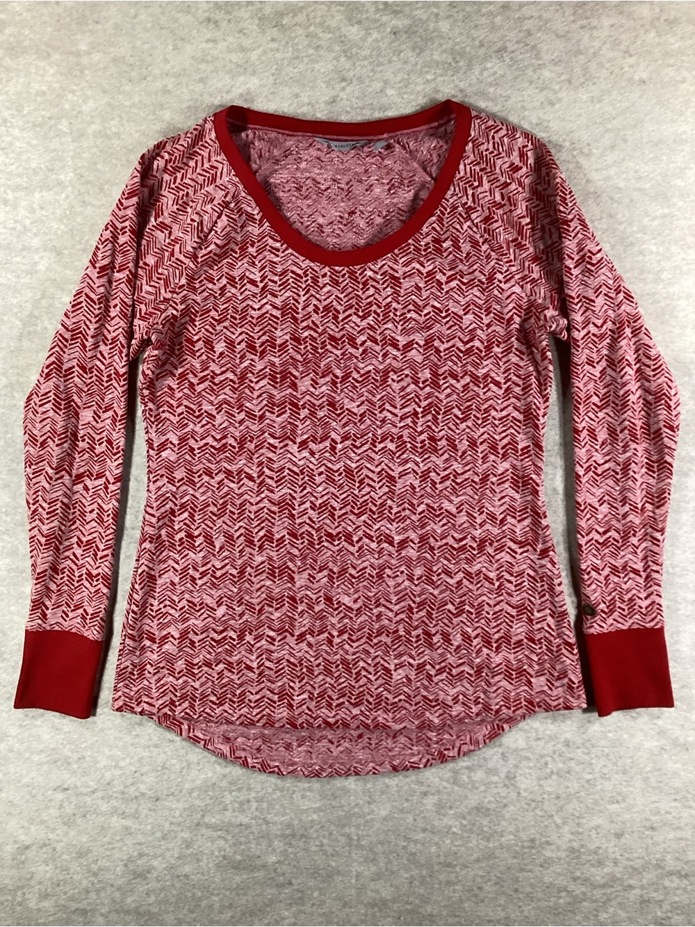Athleta Red Chevron Patterned Scoop-Neck Long Sleeve Tee